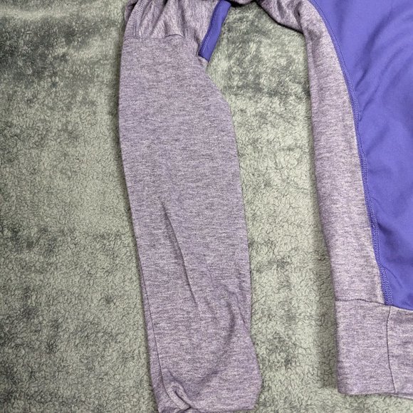 Nike Shirt Womens Medium Purple Long Sleeve DriFit Oversize Athletic Outdoor Tee - Picture 16 of 16